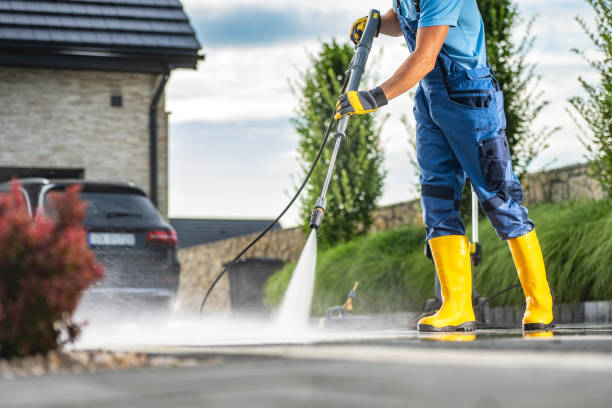 Best Soft Washing  in Huntgton, IN